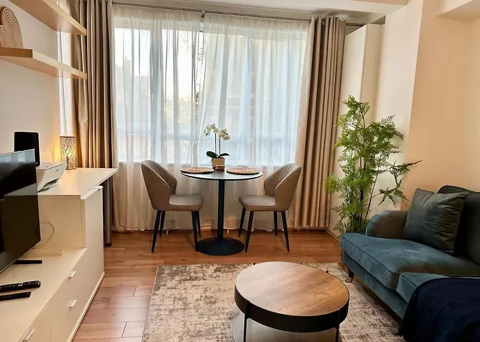 Beautiful Studio Flat Chiswick
